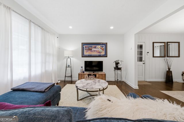 3161 Woods Lane SW, Marietta, GA 30060