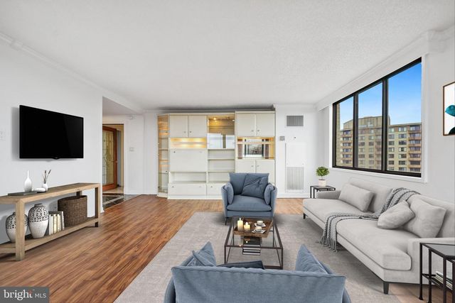5225 POOKS HILL RD #1412N, Bethesda, MD 20814