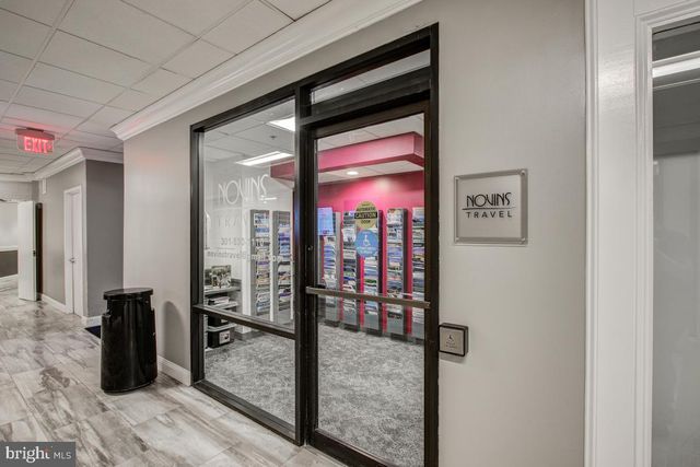 5225 POOKS HILL RD #1412N, Bethesda, MD 20814