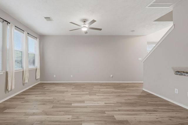 71 S Burberry Park Circle, The Woodlands, TX 77382