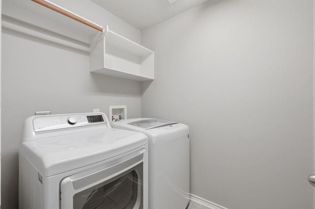 71 S Burberry Park Circle, The Woodlands, TX 77382