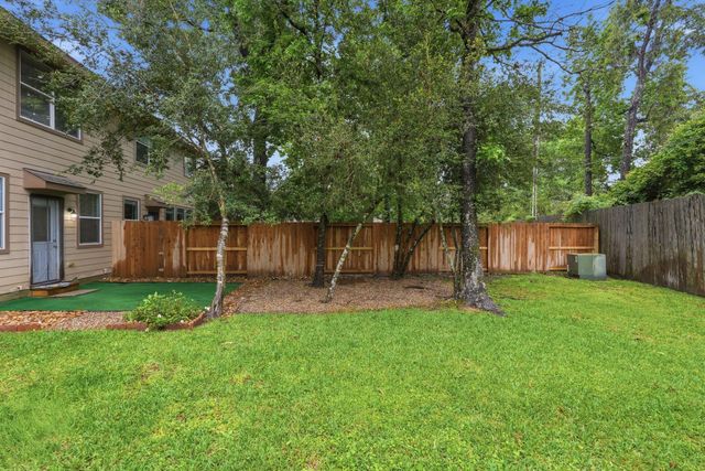 71 S Burberry Park Circle, The Woodlands, TX 77382