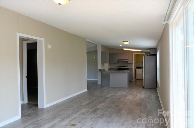 7167 Long Island Road, Catawba, NC 28609