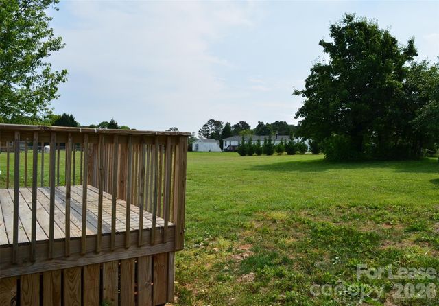 7167 Long Island Road, Catawba, NC 28609