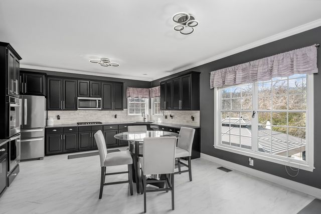 1811 Grey Pointe Dr, Brentwood, TN 37027