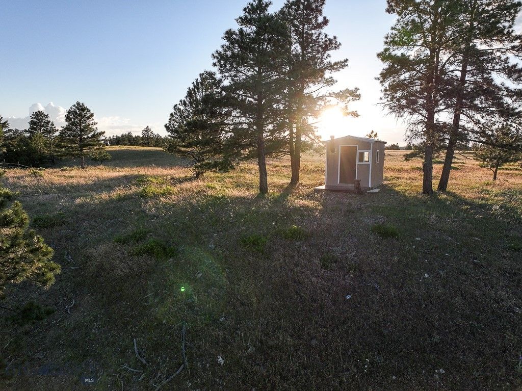 659 Deadmans Canyon Road, Big Timber, MT 59069 photo 28