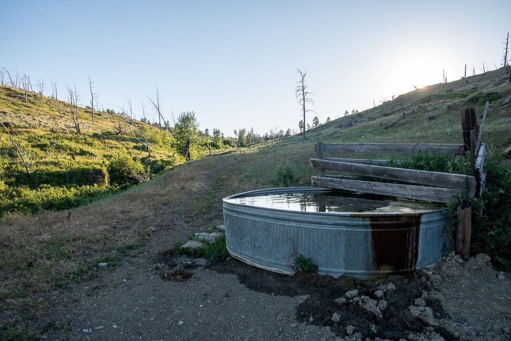 659 Deadmans Canyon Road, Big Timber, MT 59069 photo 31