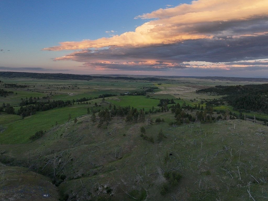 659 Deadmans Canyon Road, Big Timber, MT 59069 photo 40