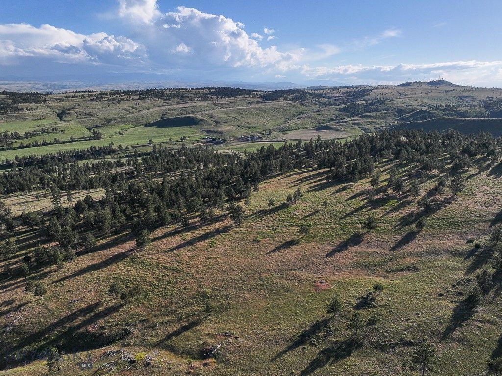 659 Deadmans Canyon Road, Big Timber, MT 59069 photo 5