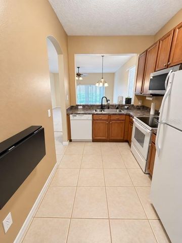 1310 RETREAT VIEW CIRCLE, Sanford, FL 32771