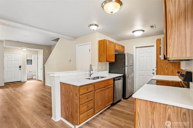 11522 7th Avenue Ct E, Tacoma, WA 98445