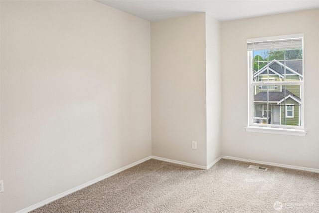 11522 7th Avenue Ct E, Tacoma, WA 98445