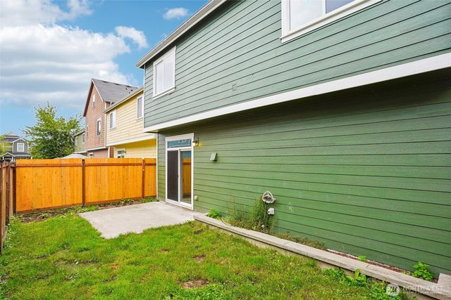 11522 7th Avenue Ct E, Tacoma, WA 98445