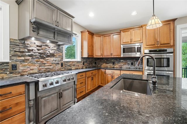 10989 Cold Spring Drive, Washington Twp, OH 45458