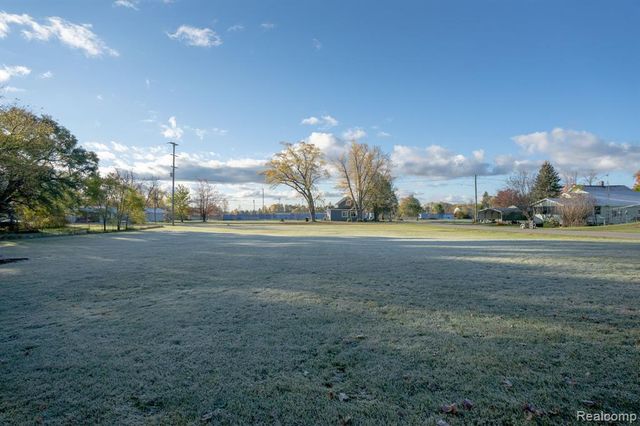 200 North Street, Whittemore, MI 48770