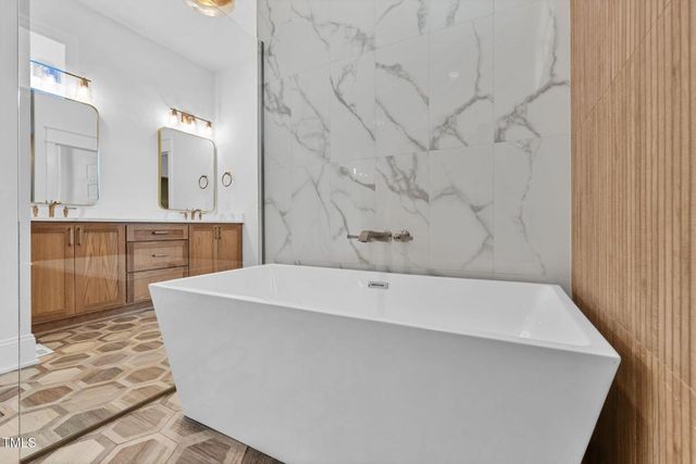 15 Independence Drive, Smithfield, NC 27577