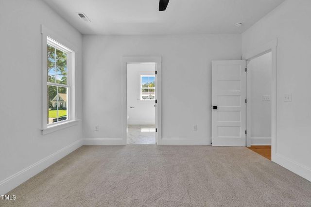 15 Independence Drive, Smithfield, NC 27577