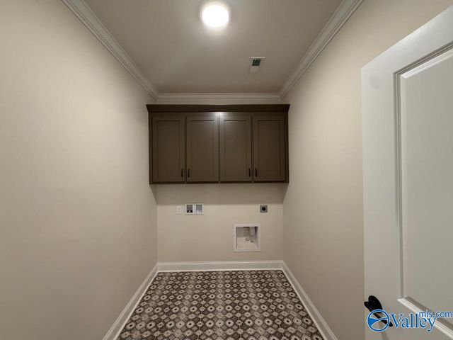 13589 Pipers Square, Athens, AL 35611