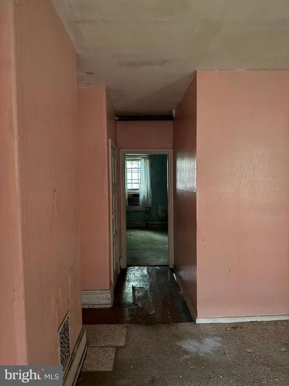 2331 SAINT ALBANS ST, PHILADELPHIA, PA 19146 — photo 4