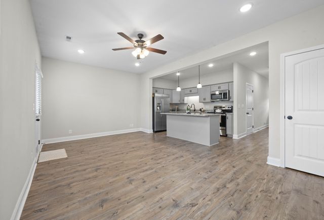 326 Fallow Cir, Clarksville, TN 37040