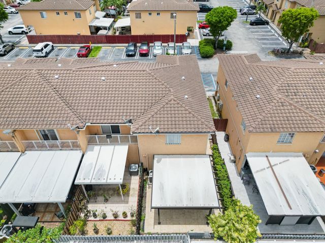 3539 W 76th Street 6, Hialeah, FL 33018