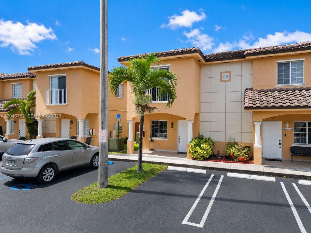 3539 W 76th Street 6, Hialeah, FL 33018