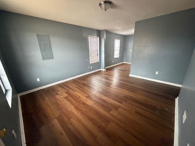 6483 S COPPER VALLEY DR, Memphis, TN 38141