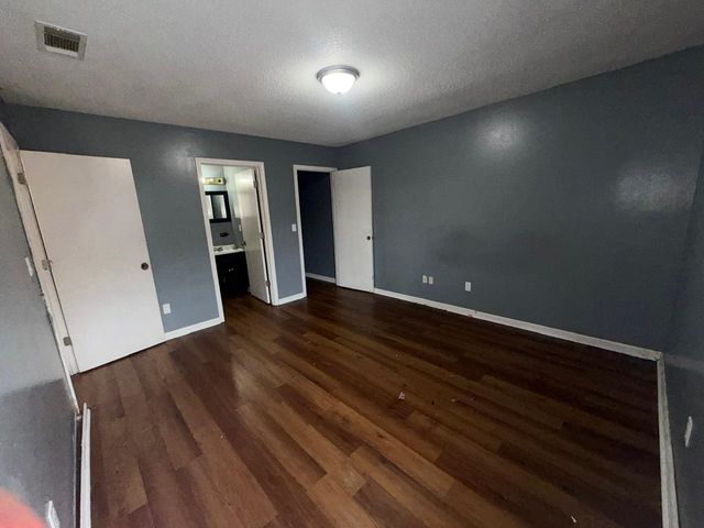 6483 S COPPER VALLEY DR, Memphis, TN 38141