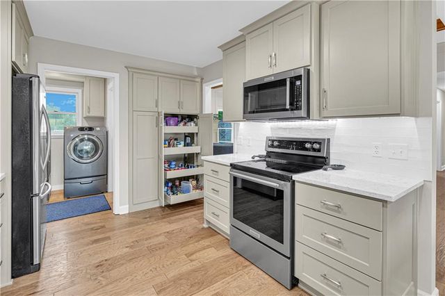 17323 Landmark Drive, Holt, MO 64048