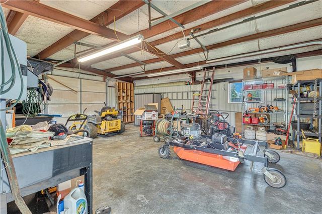 17323 Landmark Drive, Holt, MO 64048