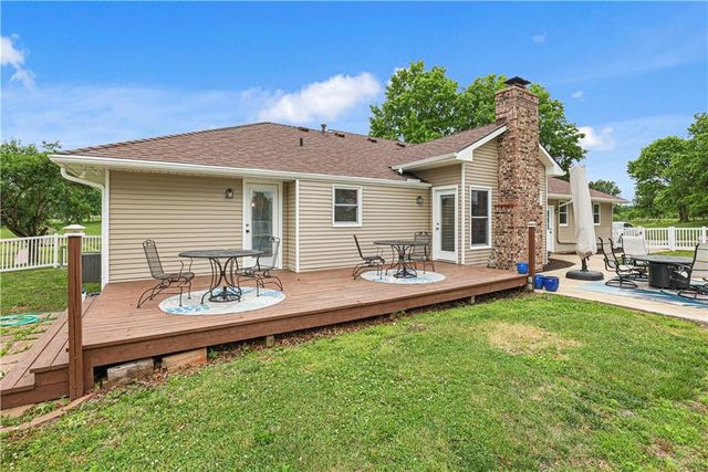 17323 Landmark Drive, Holt, MO 64048