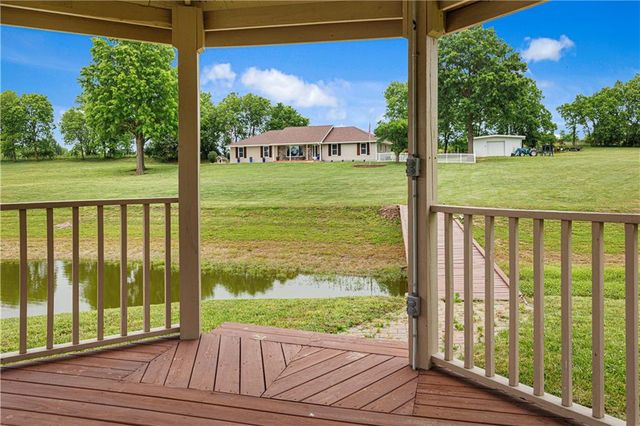 17323 Landmark Drive, Holt, MO 64048