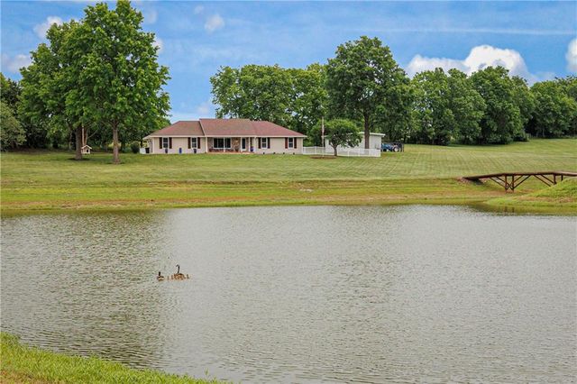 17323 Landmark Drive, Holt, MO 64048