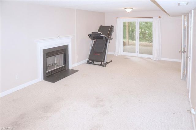 6125 Tennyson Drive, Kernersville, NC 27284