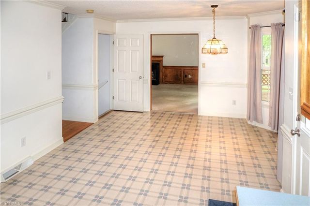 6125 Tennyson Drive, Kernersville, NC 27284