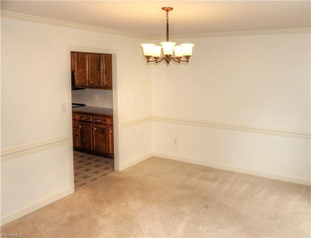 6125 Tennyson Drive, Kernersville, NC 27284
