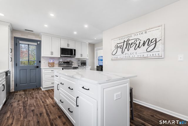 84 Champion Terrace, Stratford, CT 06614