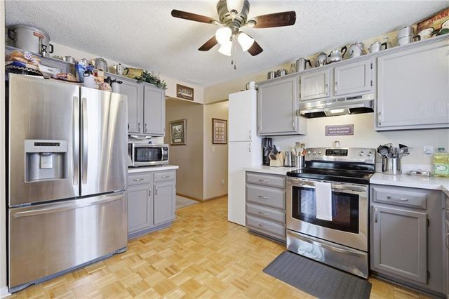 2917 Lankford Drive, Lawrence, KS 66046