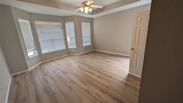 5815 Saber River, Sugar Land, TX 77479