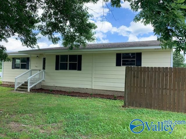 2137 County Lake Road, Gurley, AL 35748