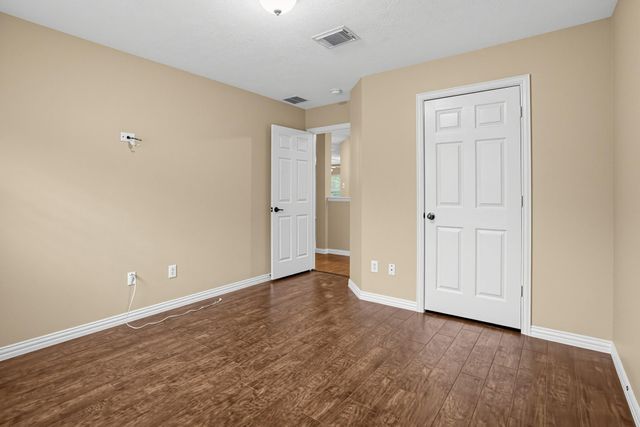 1730 Summergate Drive, Conroe, TX 77304