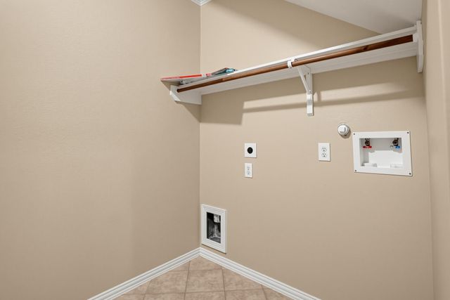 1730 Summergate Drive, Conroe, TX 77304
