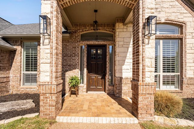 2615 Harborside Drive, Granbury, TX 76048