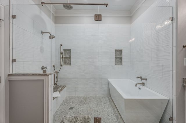 2615 Harborside Drive, Granbury, TX 76048