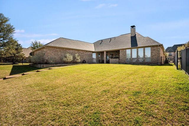 2615 Harborside Drive, Granbury, TX 76048