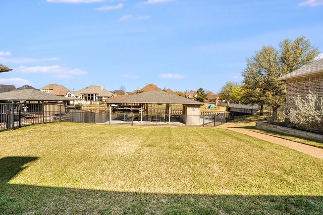 2615 Harborside Drive, Granbury, TX 76048