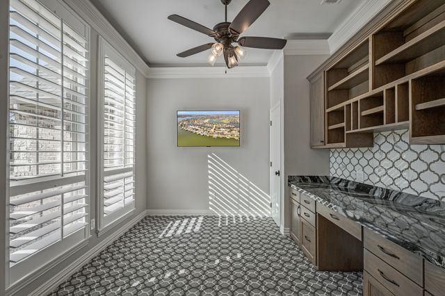 2615 Harborside Drive, Granbury, TX 76048