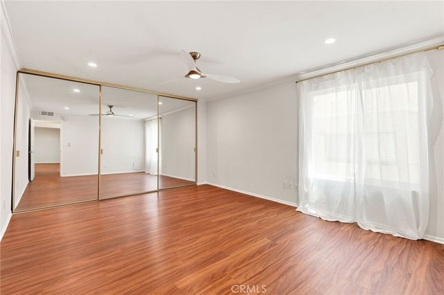 14159 Riverside Drive 103, Sherman Oaks, CA 91423