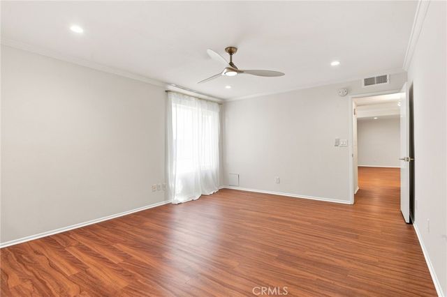 14159 Riverside Drive 103, Sherman Oaks, CA 91423