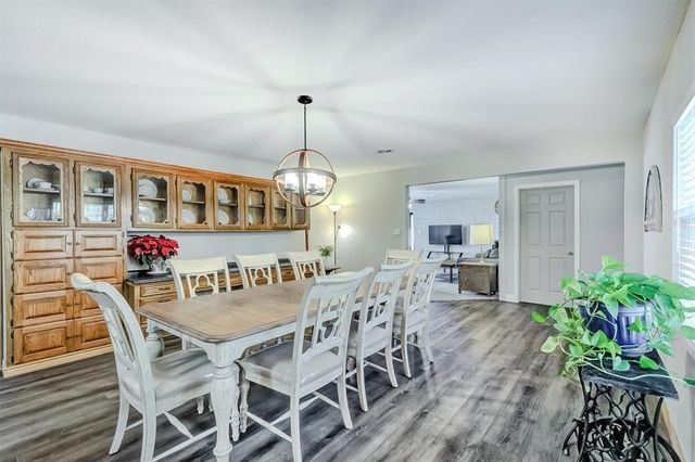 260 Lawrence Lane, Vidor, TX 77662